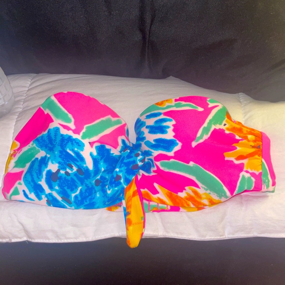 strapless victoria secret bathingsuit ❣️